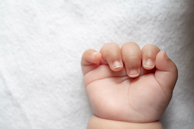 Ушиб пальца у ребенка